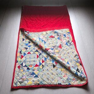 Handsewn Quilt Feedsack Crown of Thorns Red Back Tied Needs Repair Twin Size VTG